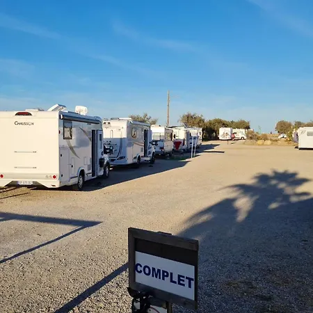 Camper Au 4 Vents キャンプ場